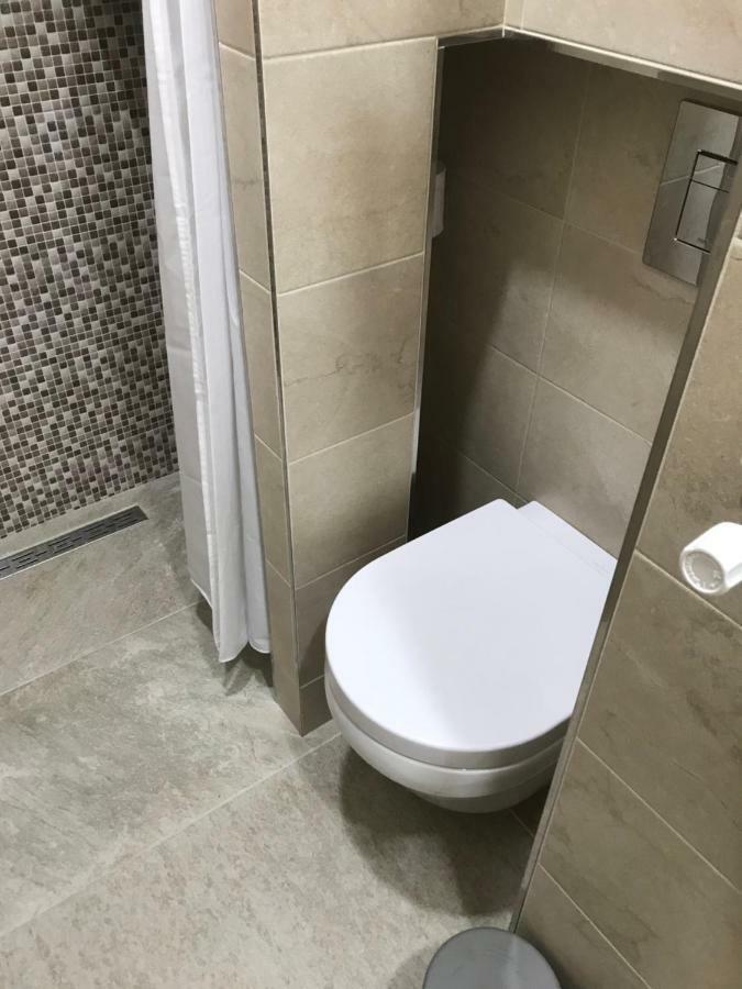 Moonlight Hotel Stăuceni Zewnętrze zdjęcie