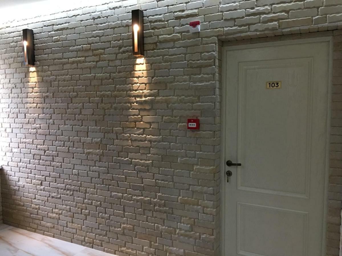 Moonlight Hotel Stăuceni Zewnętrze zdjęcie