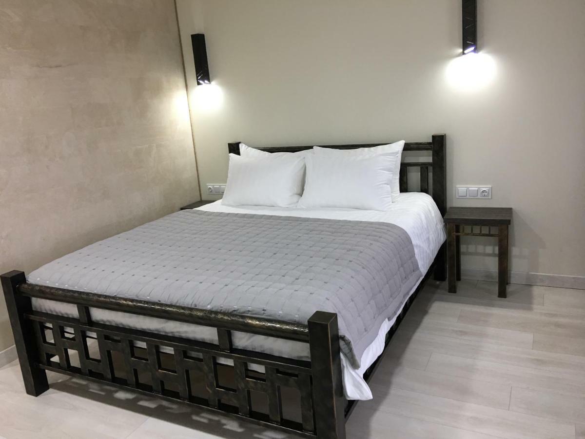 Moonlight Hotel Stăuceni Zewnętrze zdjęcie