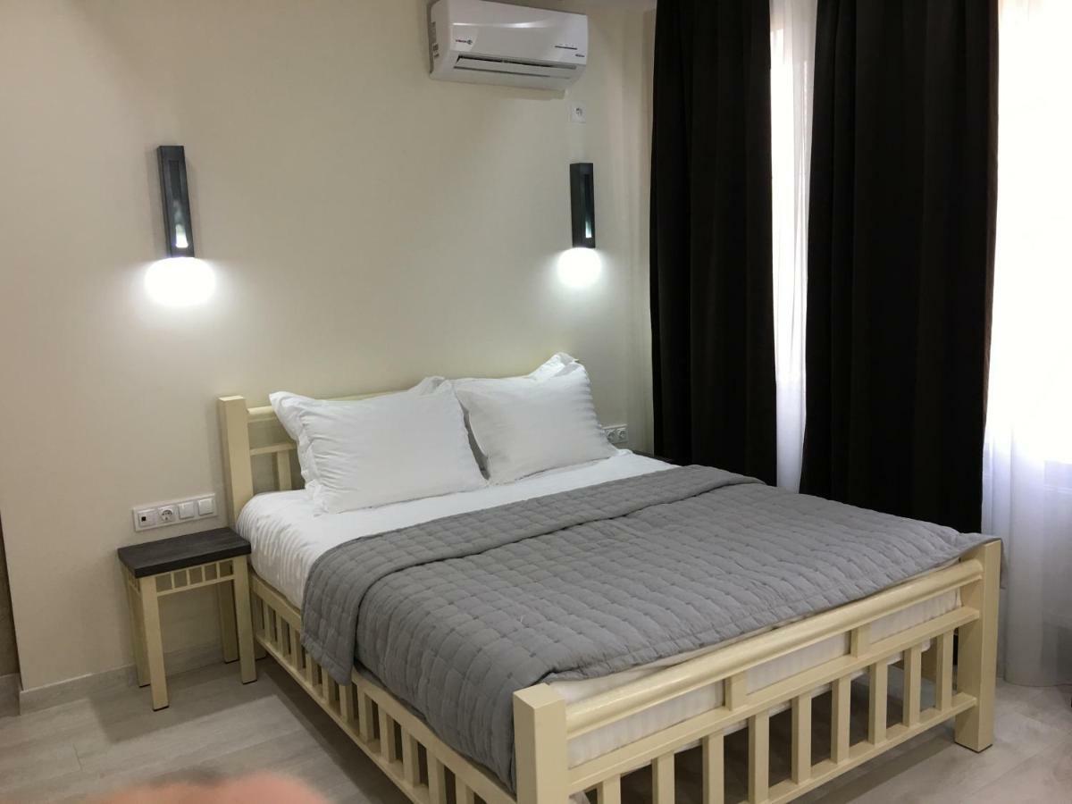 Moonlight Hotel Stăuceni Zewnętrze zdjęcie