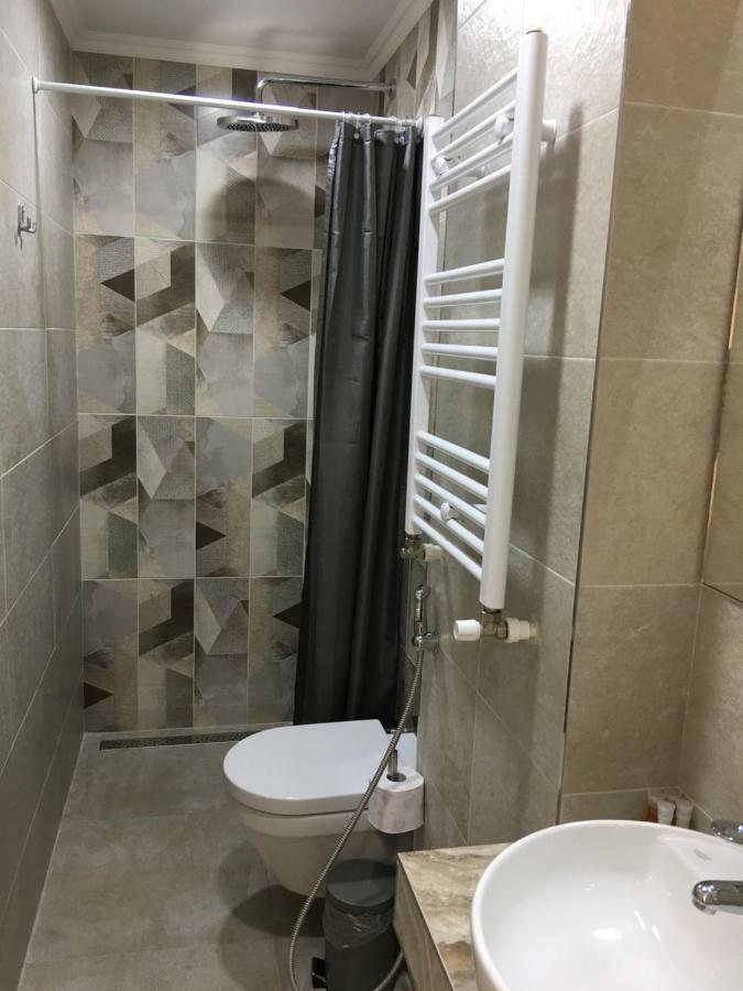 Moonlight Hotel Stăuceni Zewnętrze zdjęcie